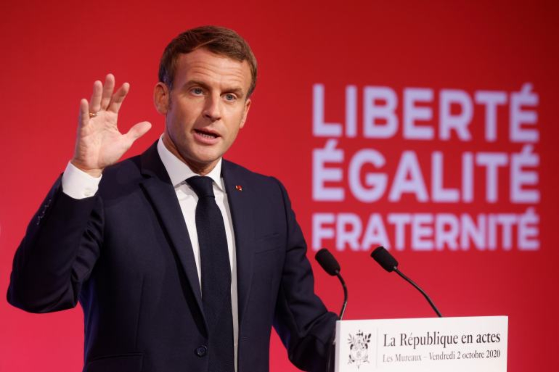 Γαλλία Μακρόν: Χρησιμοποιεί την υγειονομική κρίση για την επανεκλογή του ο Γάλλος Πρόεδρος;