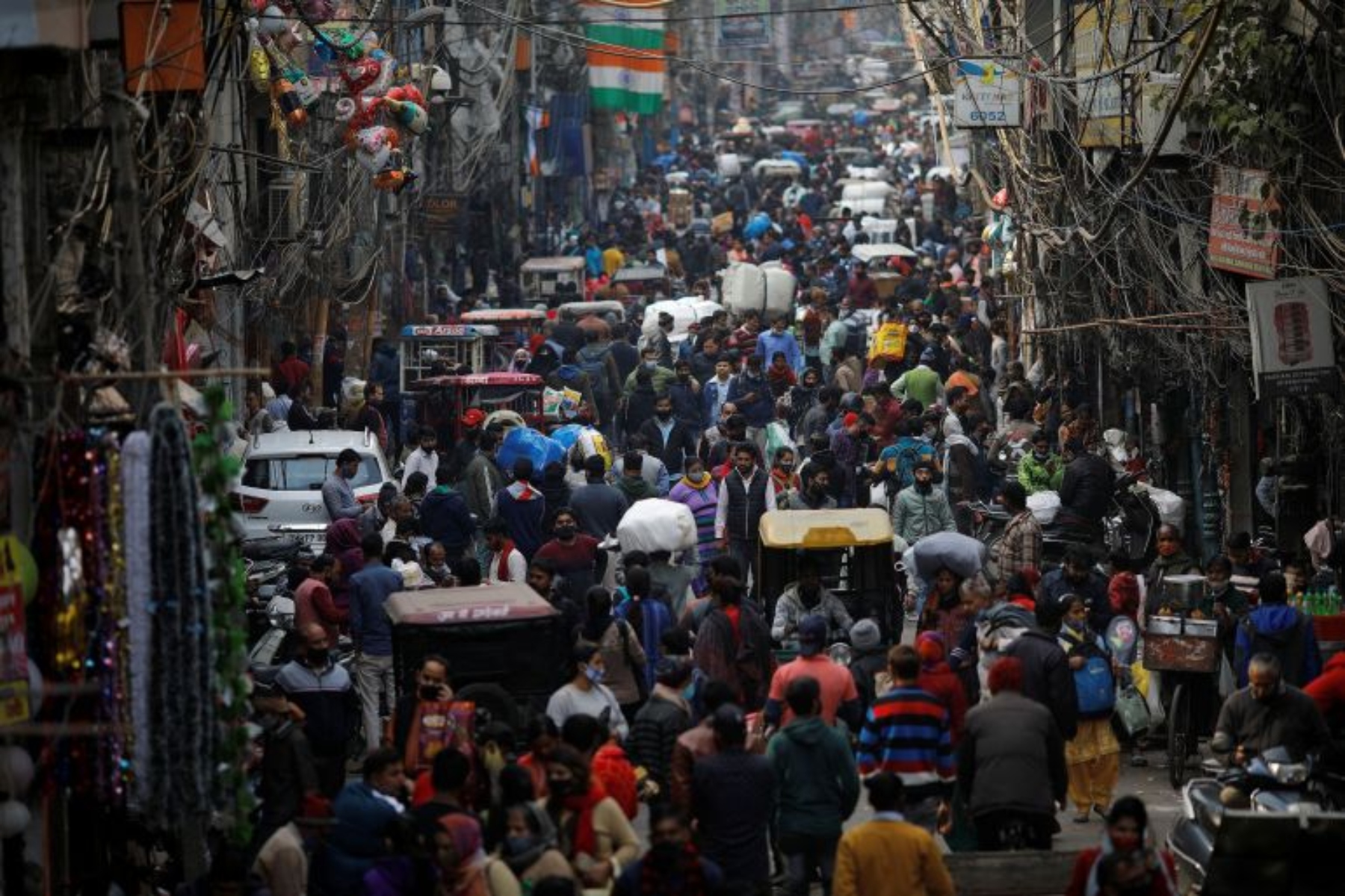 Ινδία κορωνοϊός: Το Νέο Δελχί αίρει όλους τους περιορισμούς λόγω ύφεσης της Covid