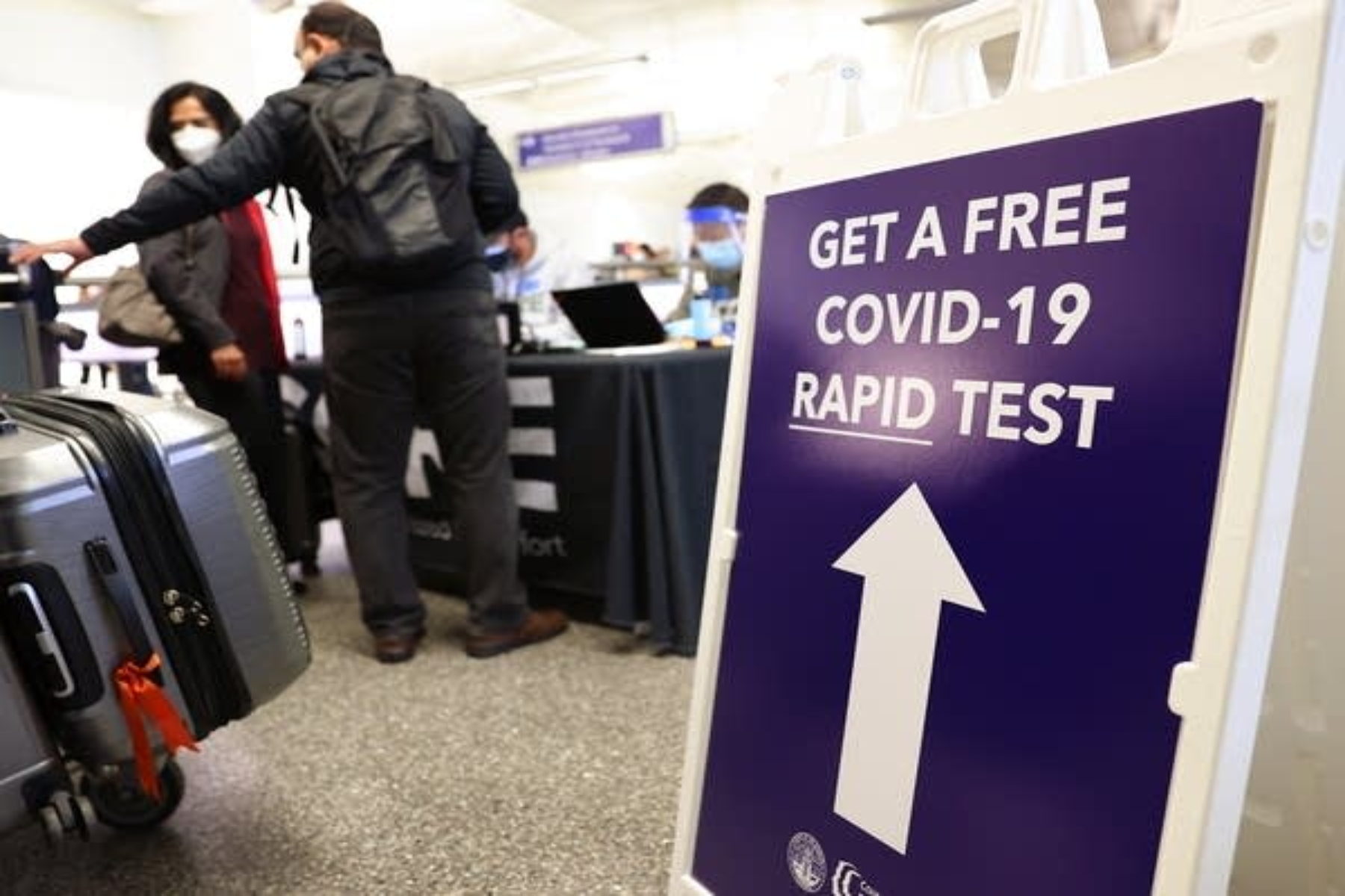 ΗΠΑ Μπάιντεν τεστ: Αδιάθετα παραμένουν σχεδόν 250 εκατ. δωρεάν τεστ Covid