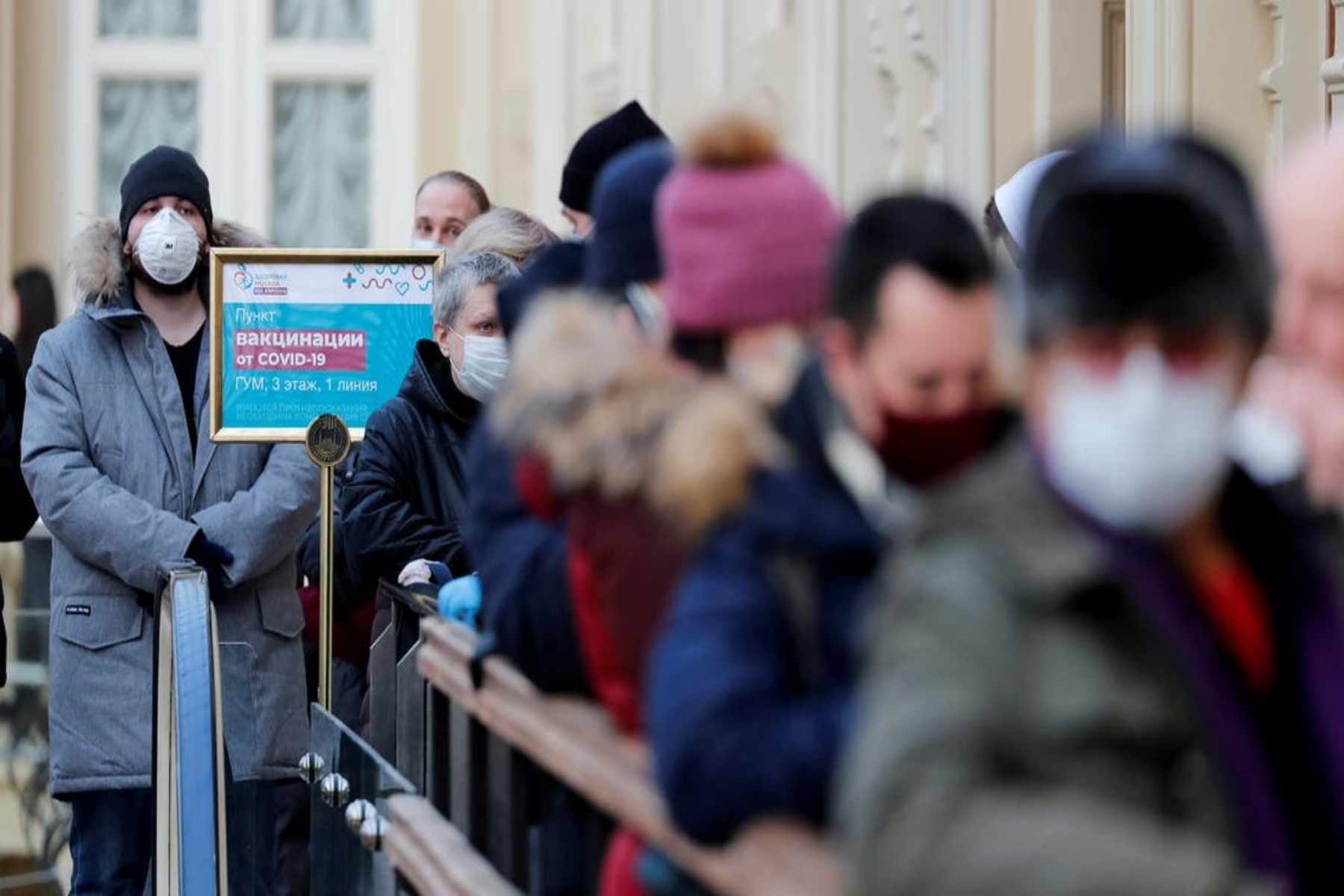 Ρωσία κορωνοϊός: Νέο ρεκόρ κρουσμάτων στη χώρα με 180.071 νοσούντες