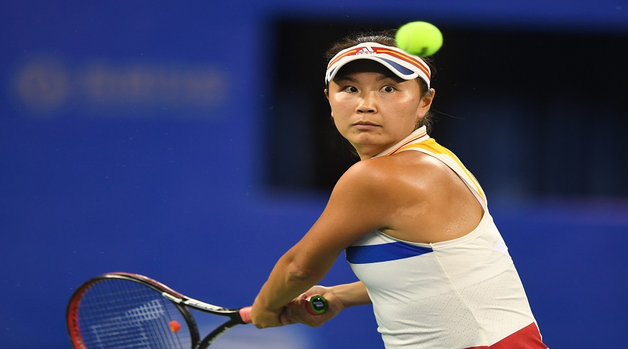 Metoo Κίνα: Διπλωμάτης ισχυρίζεται ότι η σταρ του τένις Peng Shuai είναι πολύ δυνατή για να έχει υποστεί σεξουαλική επίθεση