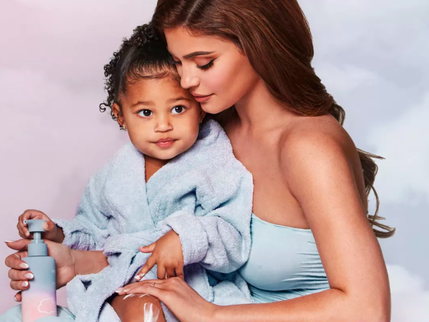 Kylie Jenner: Μαμά για δεύτερη φορά έγινε η μικρή των Καρντάσιανς [pic]