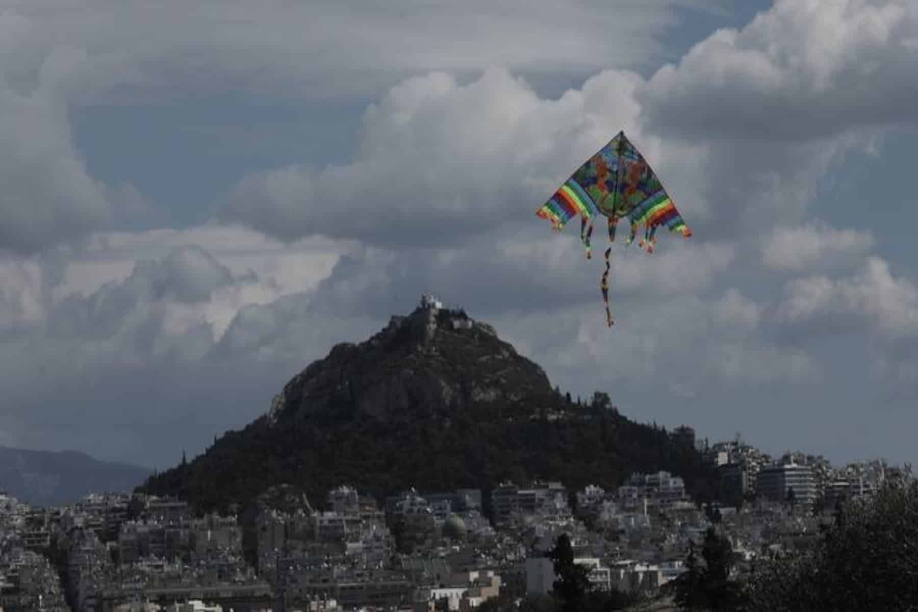 Καιρός σήμερα: Ηλιοφάνεια μέχρι το μεσημέρι, νεφώσεις και βροχές μετά