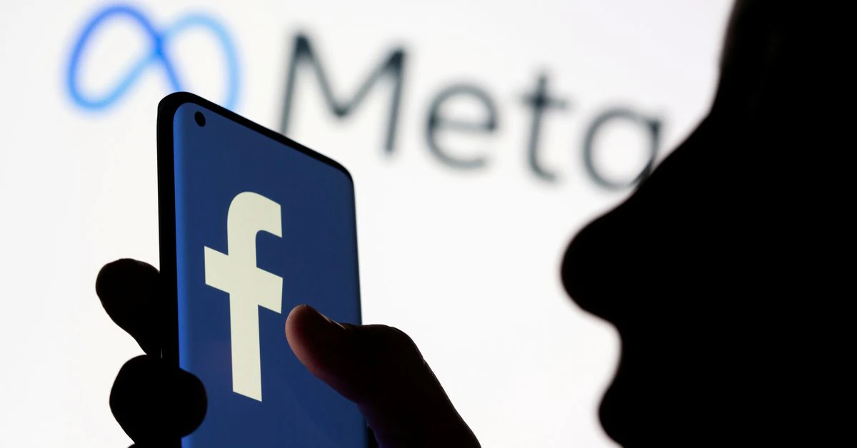 Facebook: «Έπεσαν» το Messenger και το Instagram