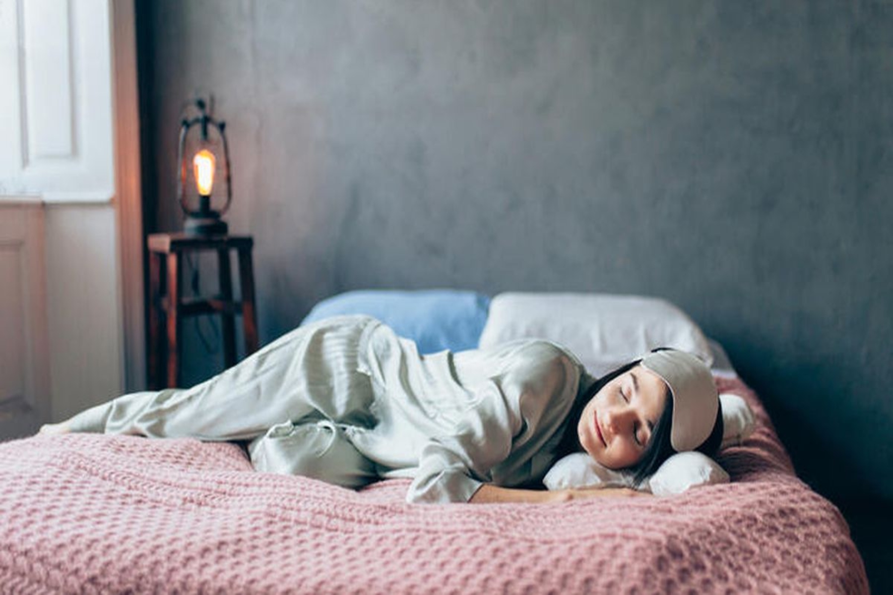 Ύπνος σκέψεις: Πώς μπορώ να σταματήσω να σκέφτομαι υπερβολικά πριν κοιμηθώ;