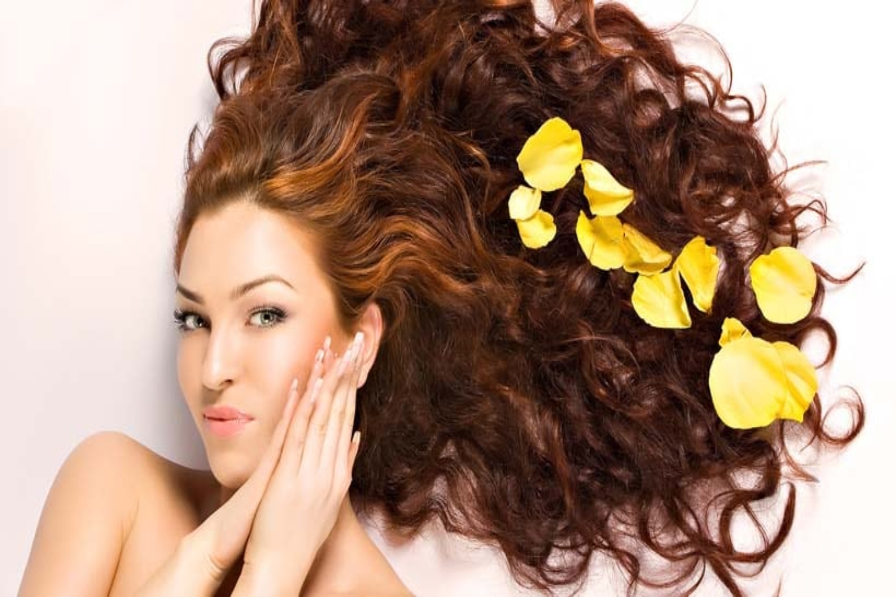 Ομορφιά μαλλιά: 8 tips για υγιή μαλλιά χωρίς απώλειες