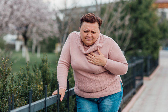 Καρδιακή ανεπάρκεια: Αυξημένος κίνδυνος για παχύσαρκες γυναίκες με όψιμη εμμηνόπαυση