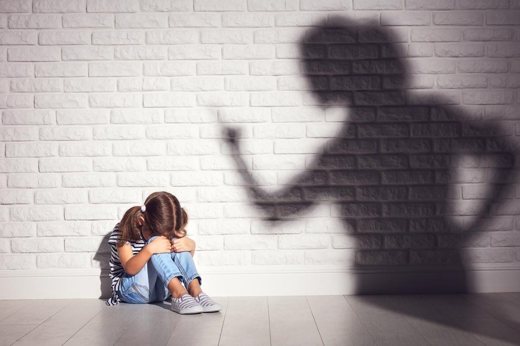 Παιδική κακοποίηση: Συνδέεται με εμπειρίες σχιζοφρένειας στην ενήλικη ζωή