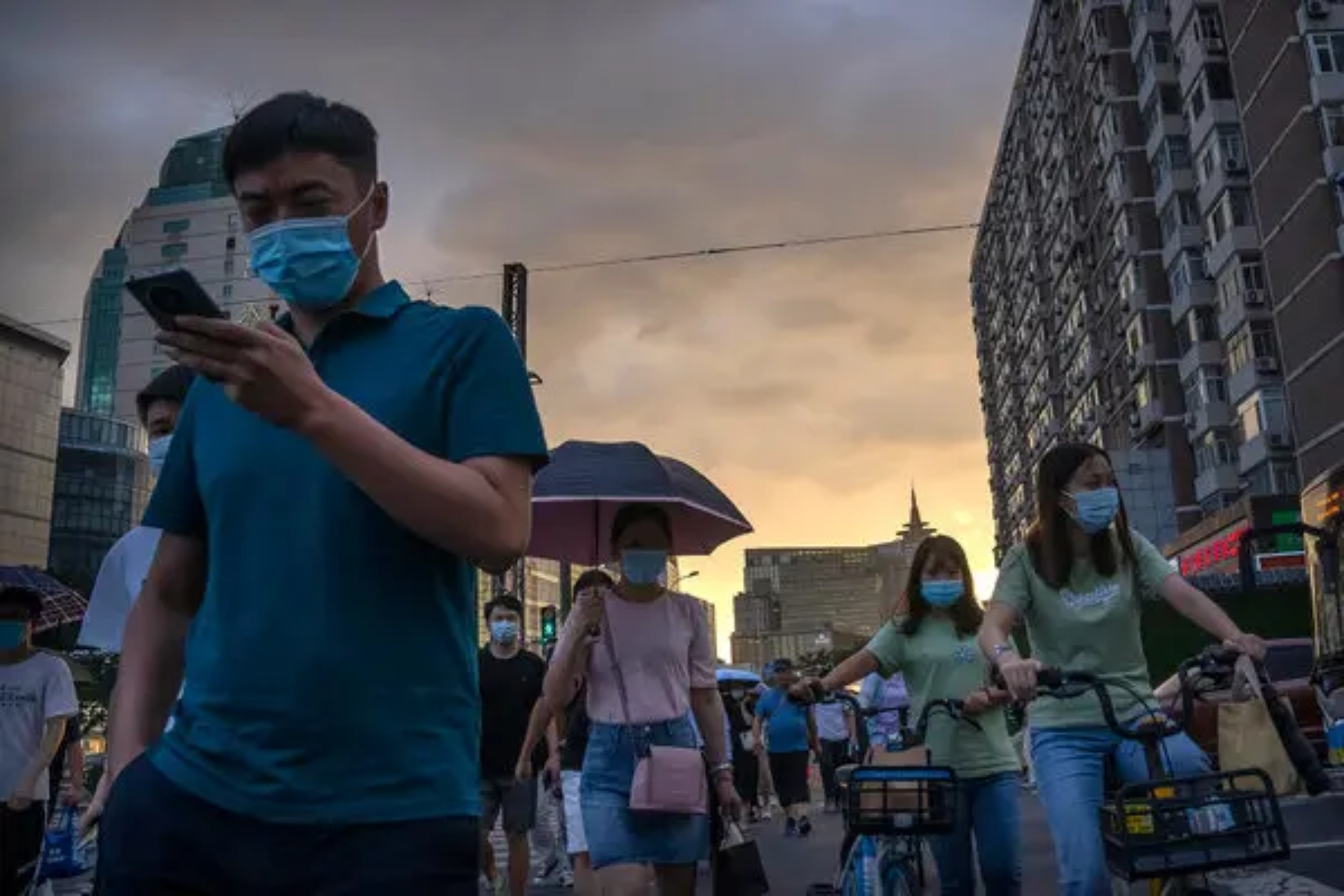 Κίνα κορωνοϊός: Χιλιάδες κάτοικοι του Πεκίνου αρνητικοί στην Covid σε καραντίνα