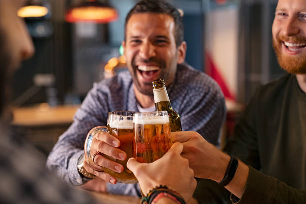 Η μπύρα lager, με ή χωρίς αλκοόλ, ενισχύει την υγεία του εντέρου των ανδρών