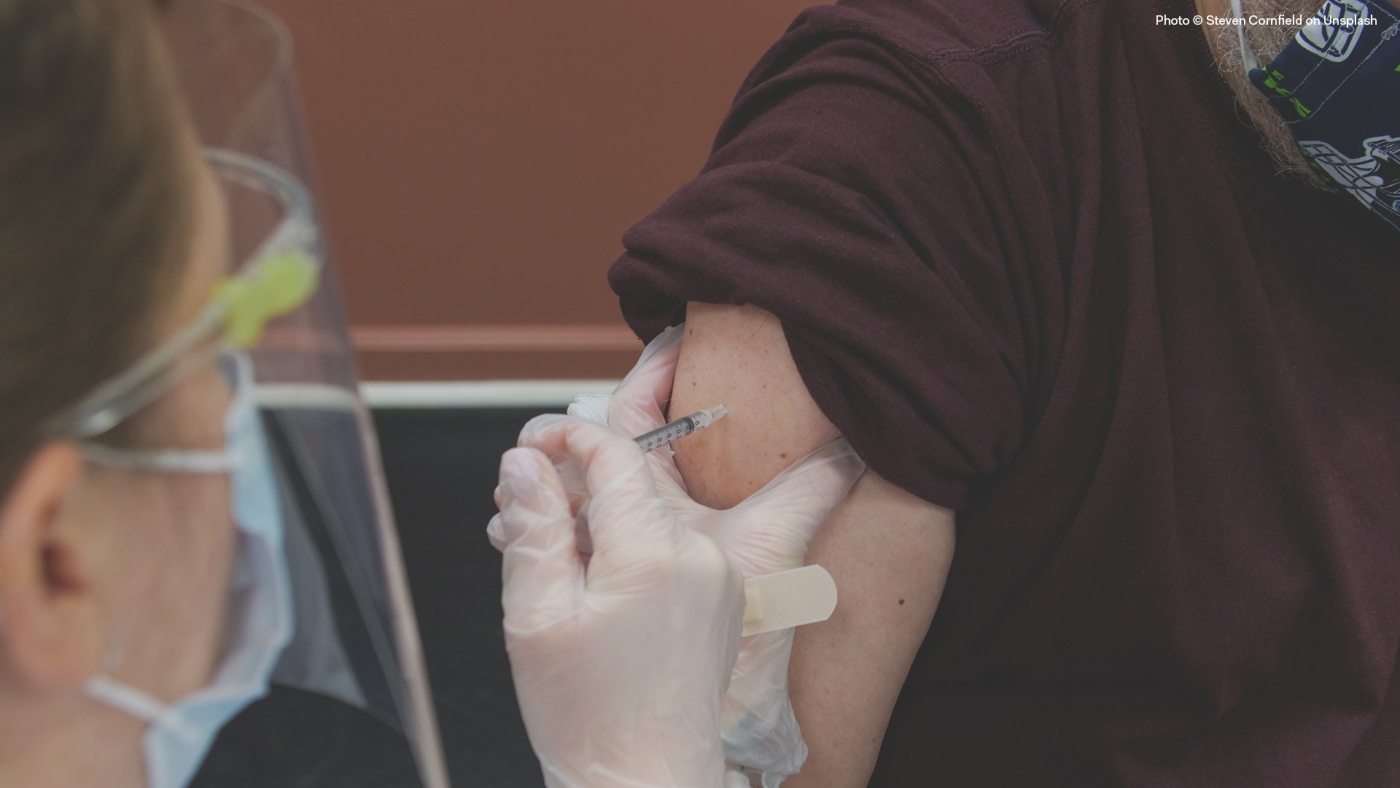 ΗΠΑ: Τα μη εμβολιασμένα άτομα εξακολουθούν να αποτελούν κίνδυνο για την υγειονομική περίθαλψη