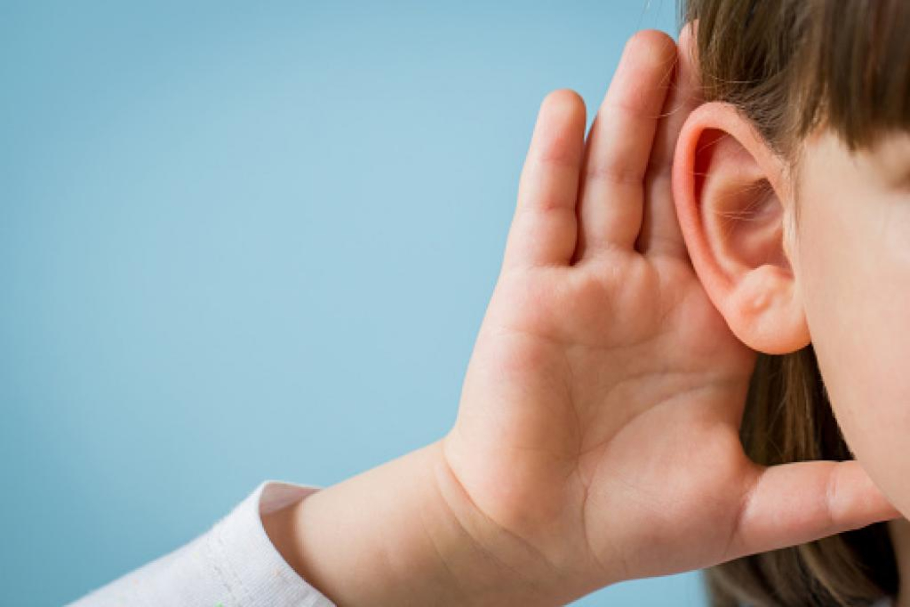 Κώφωση: Πώς προκαλείται η απώλεια ακοής;