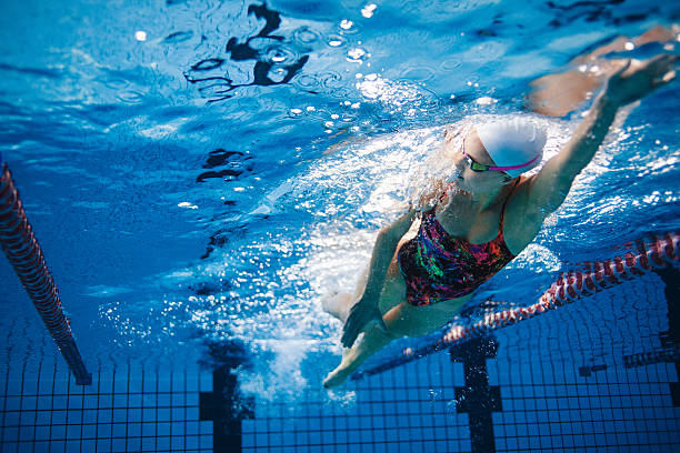 Κολύμβηση: Η άσκηση που ανακουφίζει το άγχος και ενισχύει την υγεία του εγκεφάλου [vid]