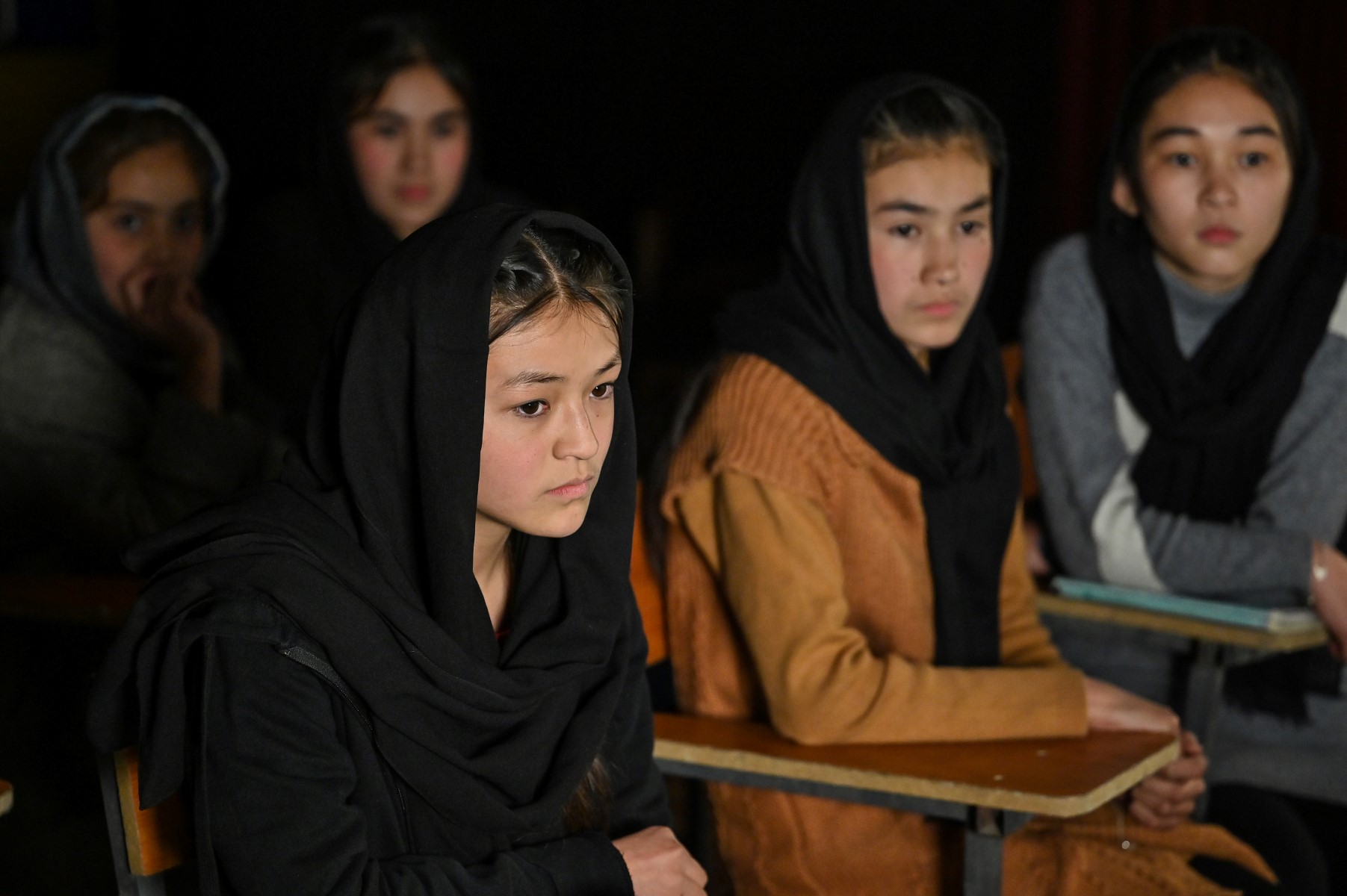 Αφγανοί Κληρικοί: Ορκίζονται πίστη στους Ταλιμπάν, αλλά δεν υπάρχουν λόγια για το σχολείο των κοριτσιών