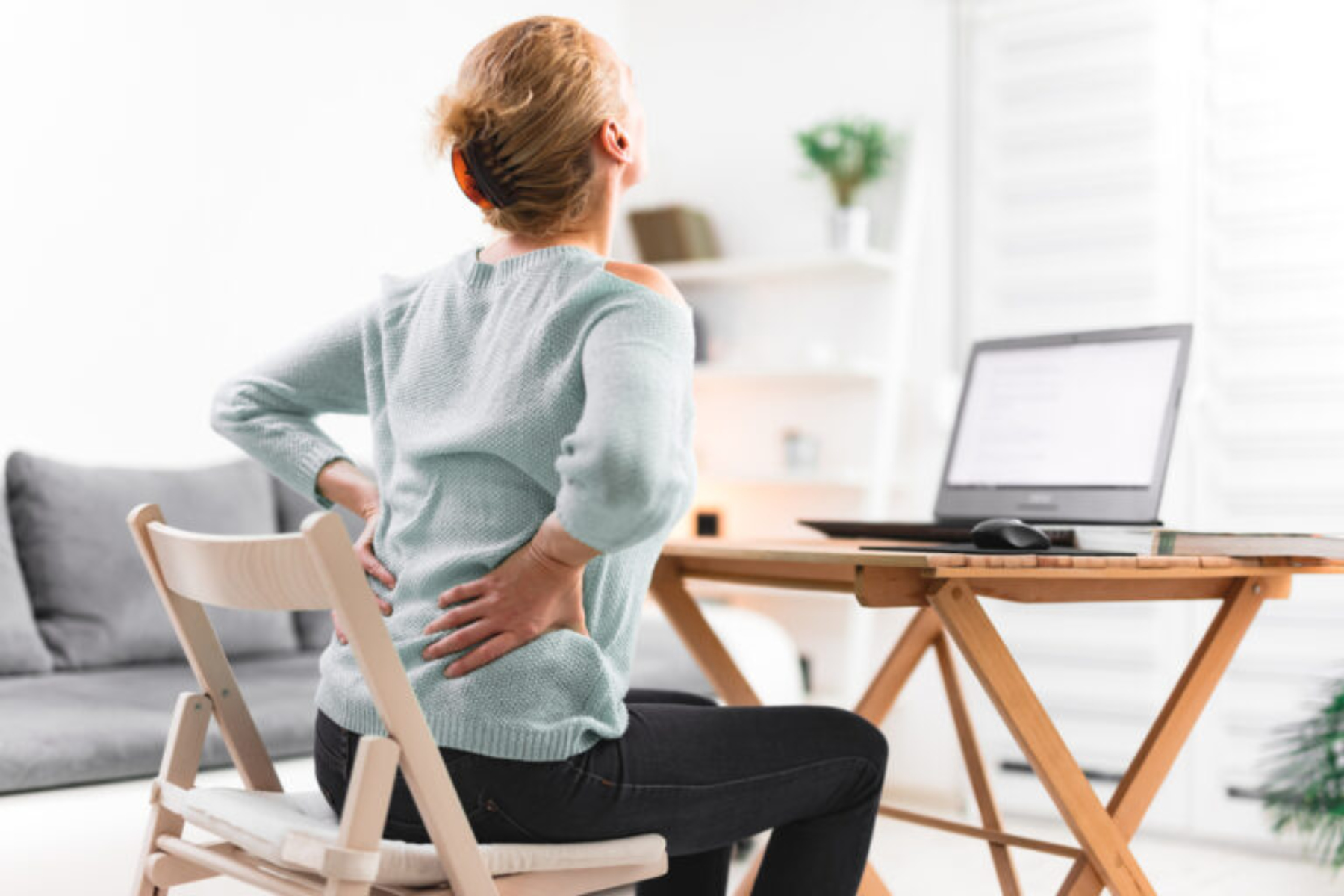 Στάση σώματος: Γιατί πονάει η πλάτη μας;