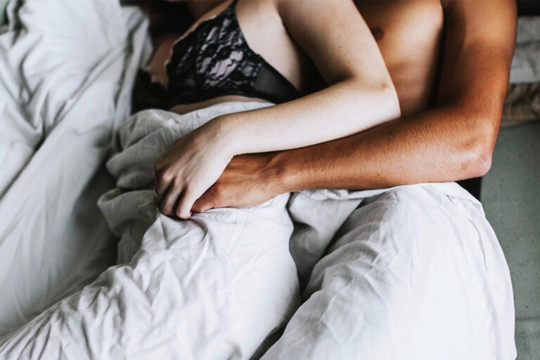 Στα ταξίδια γίνονται τα περισσότερα one night stands