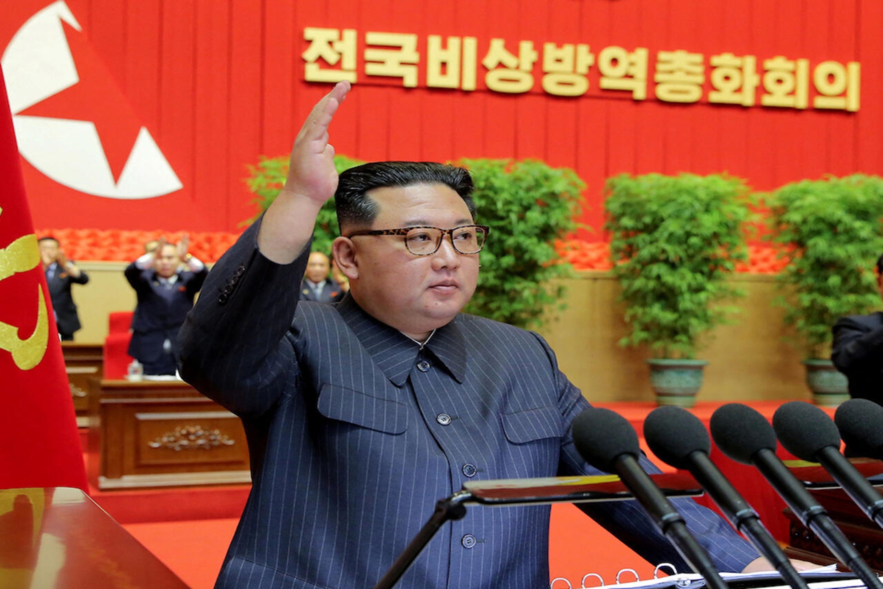 Βόρεια Κορέα: Ύποπτα κρούσματα μετά την αμφιλεγόμενη νίκη έναντι του κορωνοϊού