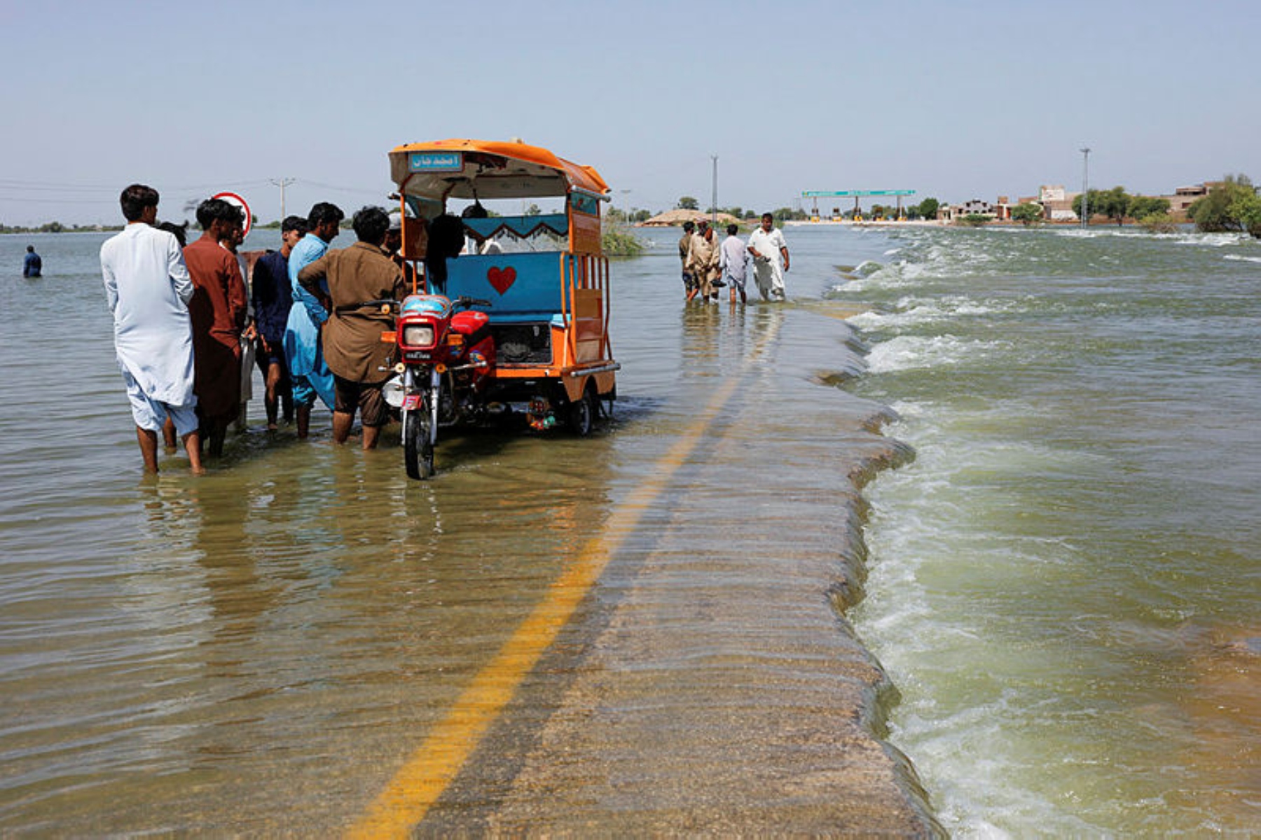 Πακιστάν ΠΟΥ: Συναγερμός για ασθένειες σε περιοχές που επλήγησαν από πλημμύρες