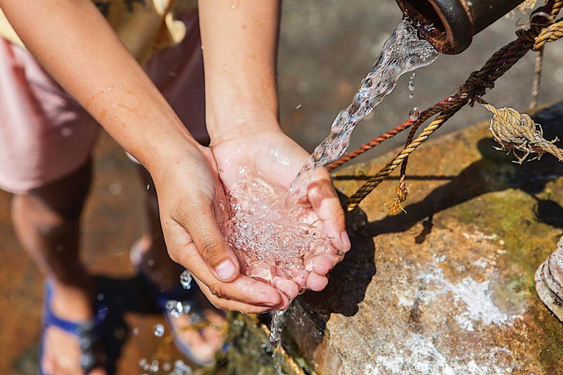 ΠΟΥ: Αγώνας για καθολική πρόσβαση σε ασφαλές πόσιμο νερό