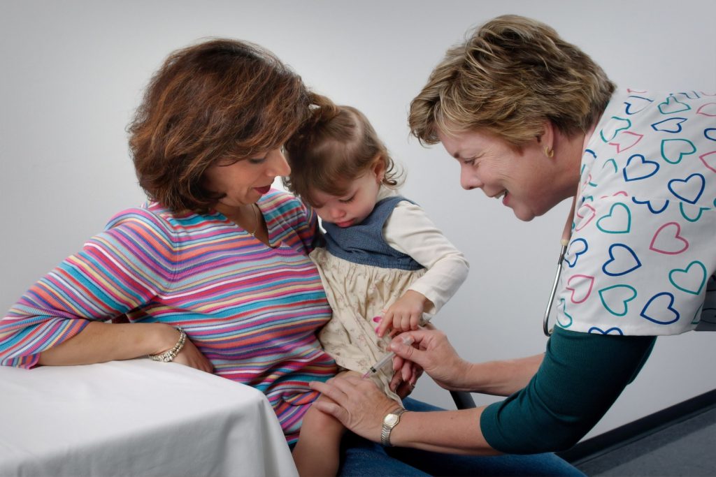 Ανοίγει η πλατφόρμα για τον εμβολιασμό των παιδιών από 6 μηνών έως 4 ετών