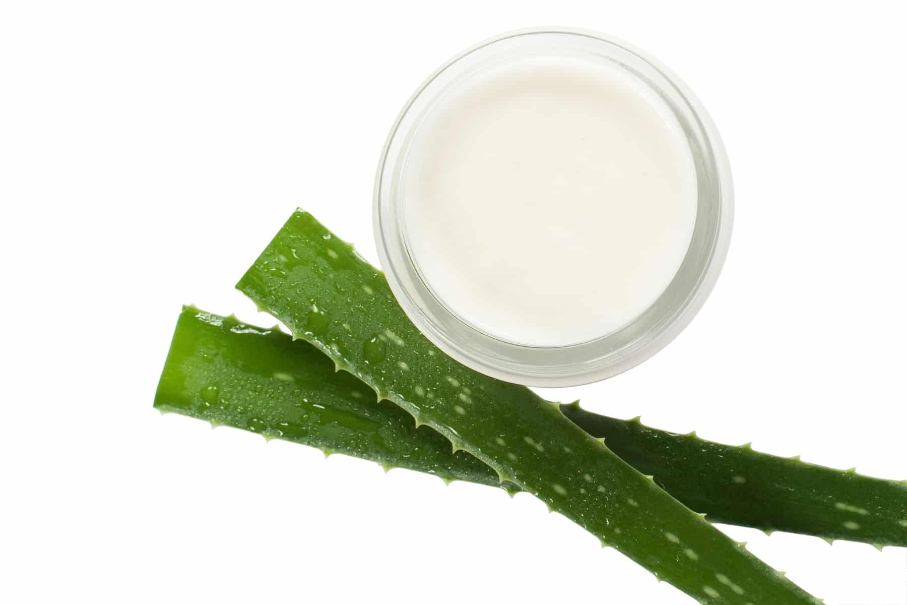 DIY:3 Συνταγές για μάσκες προσώπου με Aloe Vera για κάθε τύπο δέρματος