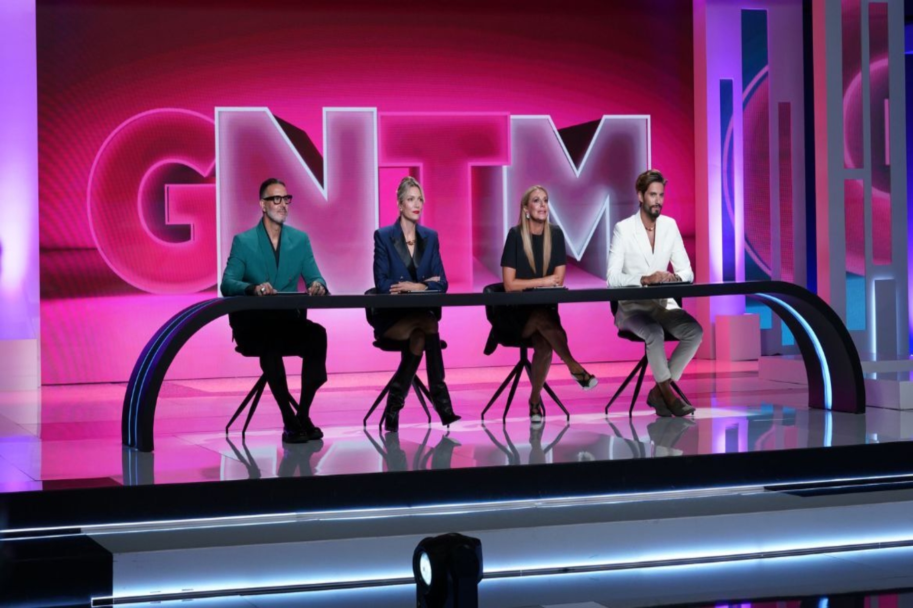 GNTM 5: Ποια κοπέλα αποχώρησε από το χθεσινό επεισόδιο του GNTM 5;