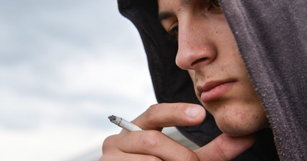 Τα τσιγάρα μειωμένης νικοτίνης οδηγούν σε λιγότερο κάπνισμα ανήσυχους καταθλιπτικούς καπνιστές