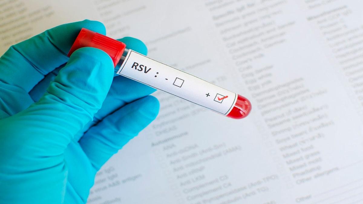 ΗΠΑ RSV: Η έξαρση του αναπνευστικού συγκυτιακού ιού εγείρει ερωτήματα: Μπορείτε εσείς ή το παιδί να κολλήσετε ξανά;