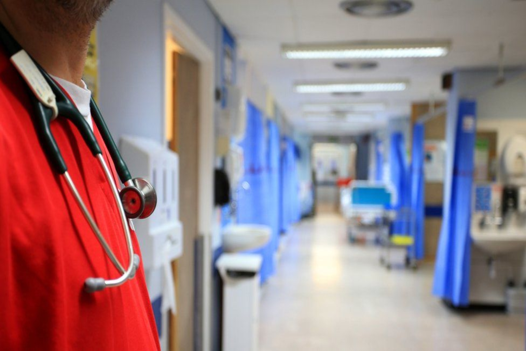 NHS: Η κυβέρνηση σχεδιάζει να λειτουργήσει τις υπηρεσίες υγείας όπως τα σχολεία