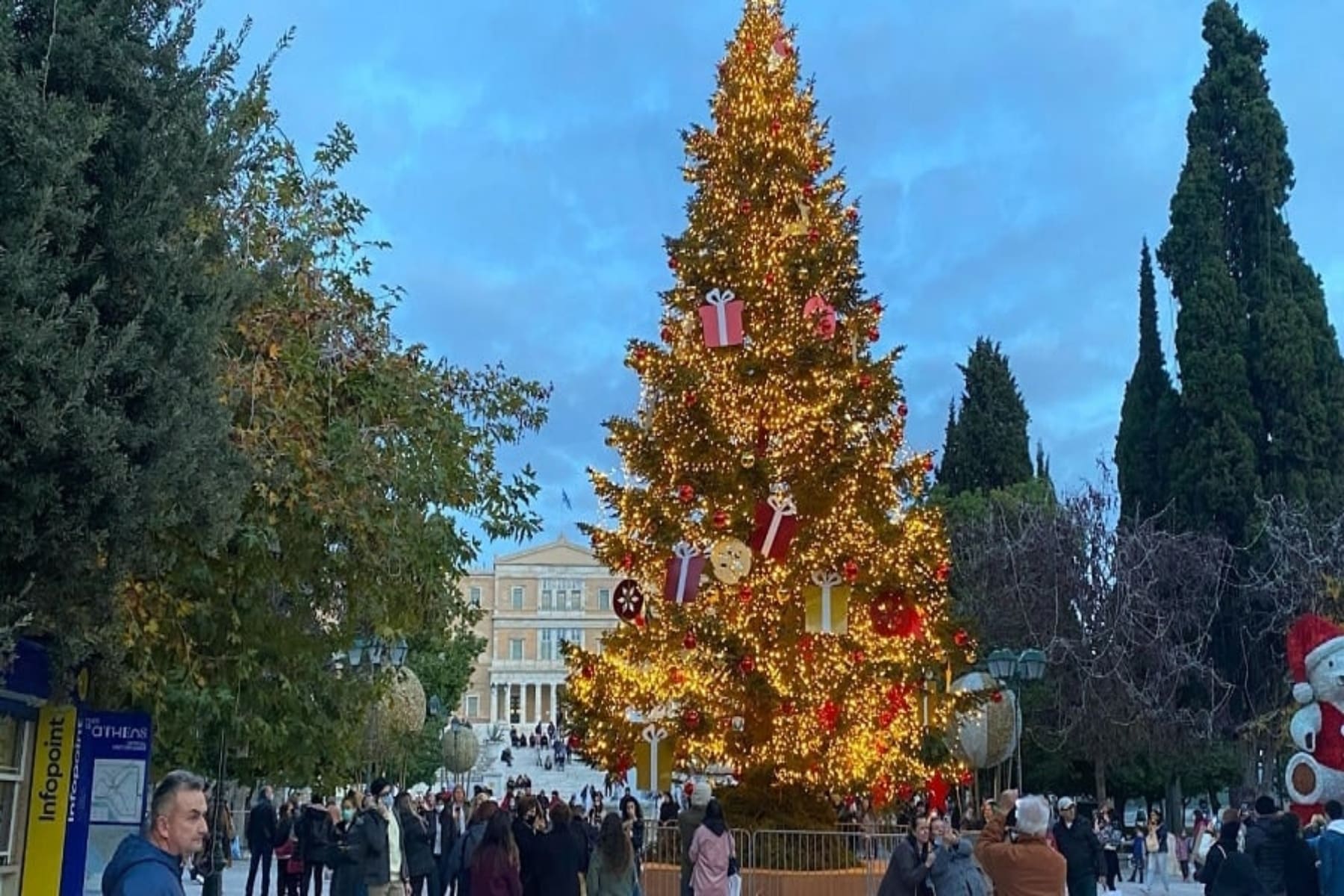 Κάλαντα Χριστουγέννων: Ποια είναι η ιστορία αυτής της όμορφης παράδοσης;