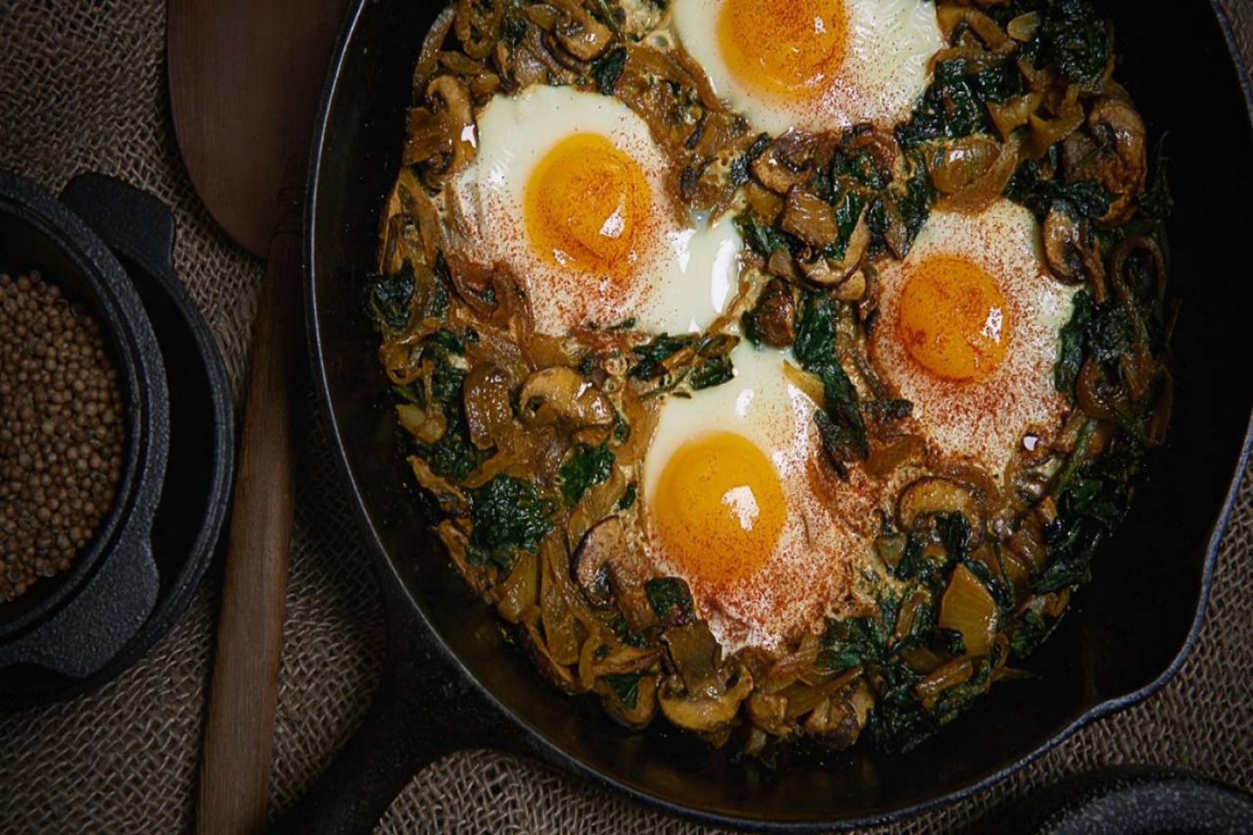 Brunch: Δημιουργήστε μία καταπληκτική συνταγή με μανιτάρια και αυγά