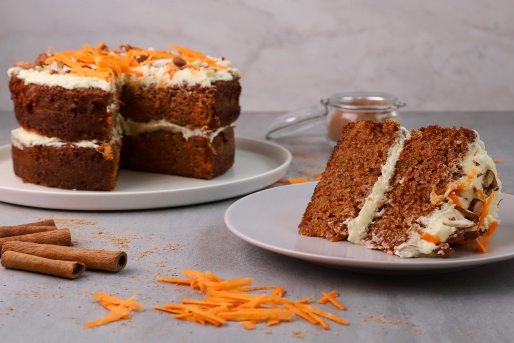 Carrot cake: Δημιουργήστε ένα πεντανόστιμο και εύκολο κέικ καρότου