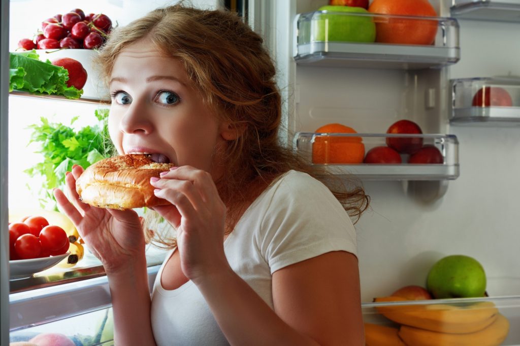 Η διατροφή με υπερεπεξεργασμένα τρόφιμα αυξάνει το ρίσκο για αντίσταση στη λεπτίνη