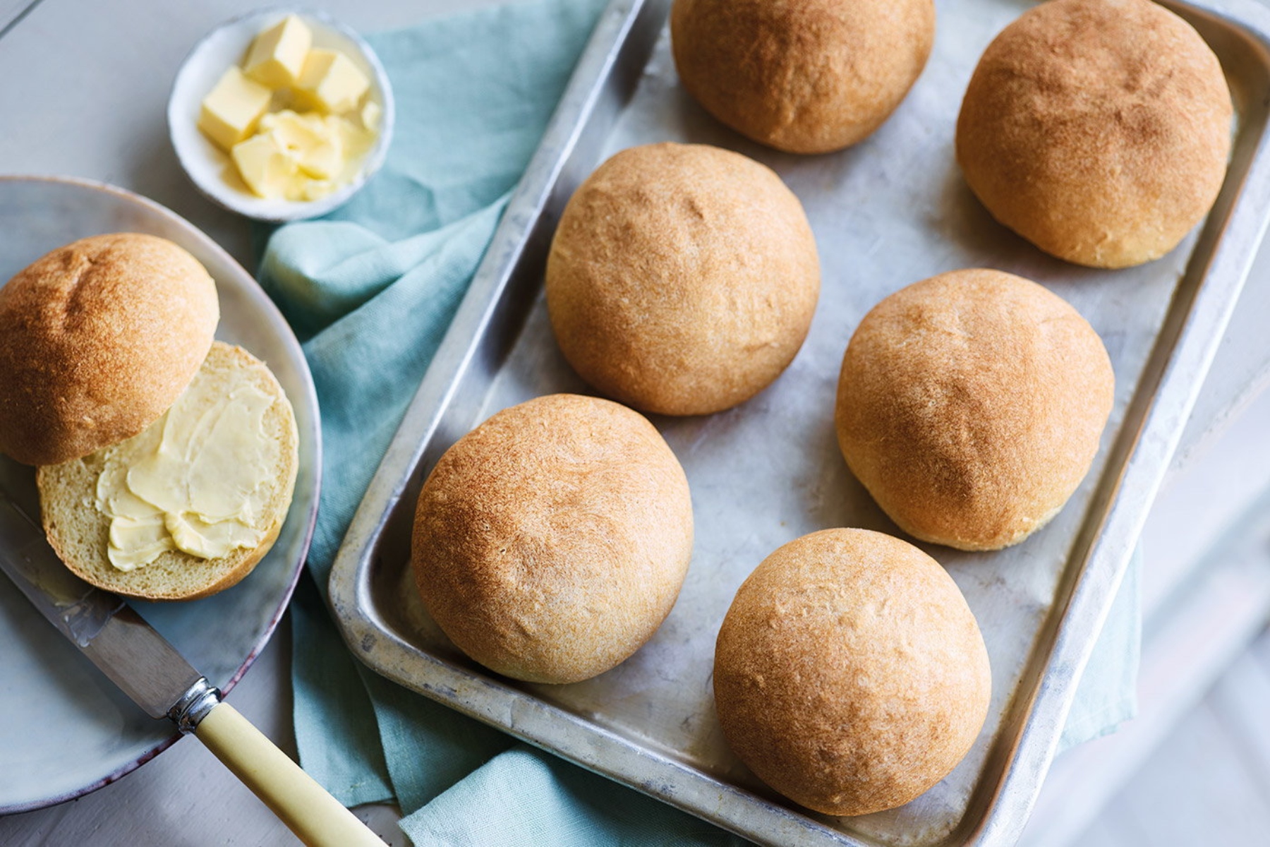 Ψωμί: Φτιάξτε τα δικά σας ψωμάκια για να συνοδεύετε το φαγητό σας