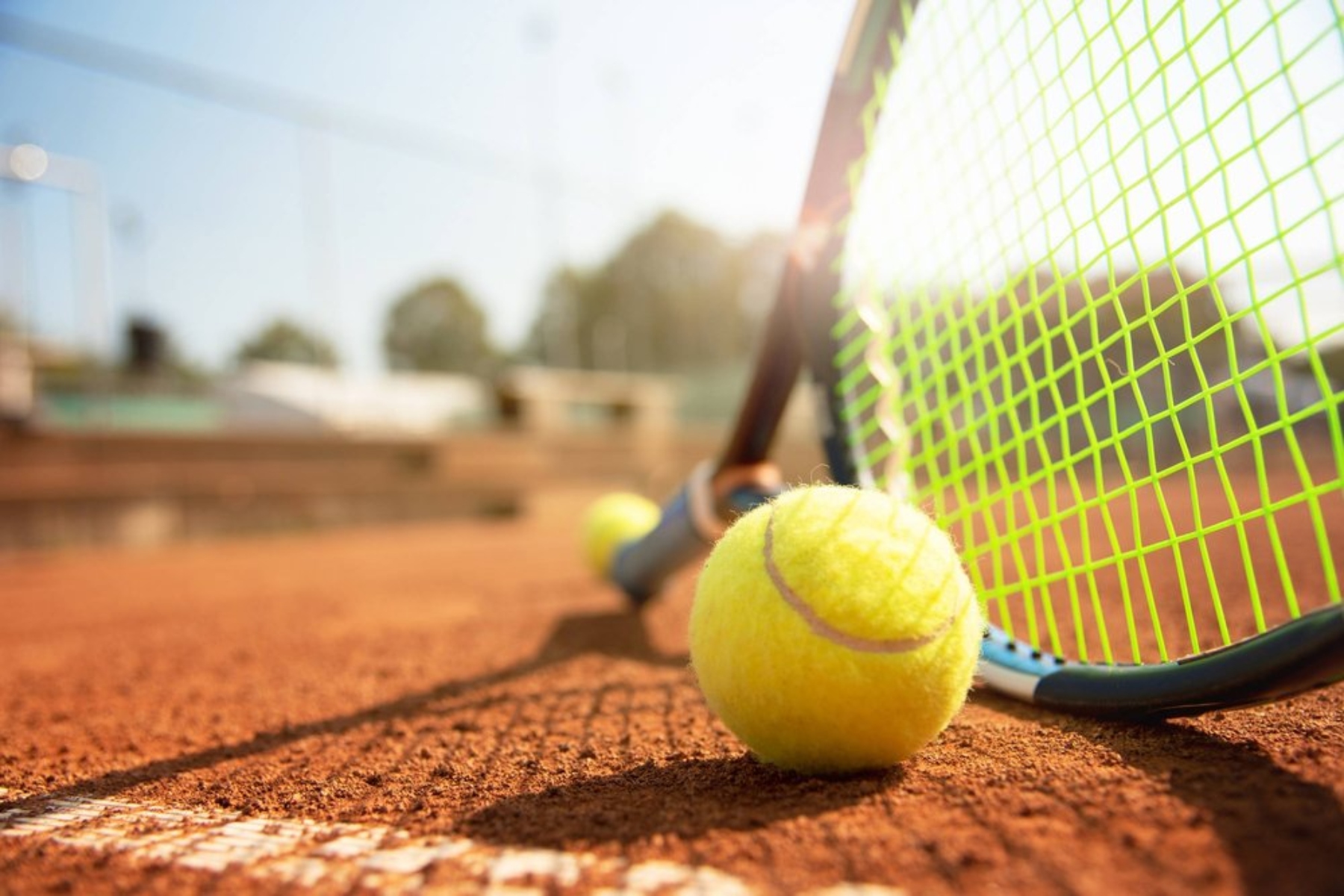 NHS: Προσφέρει δωρεάν μαθήματα τένις για την αντιμετώπιση ψυχικών ασθενειών