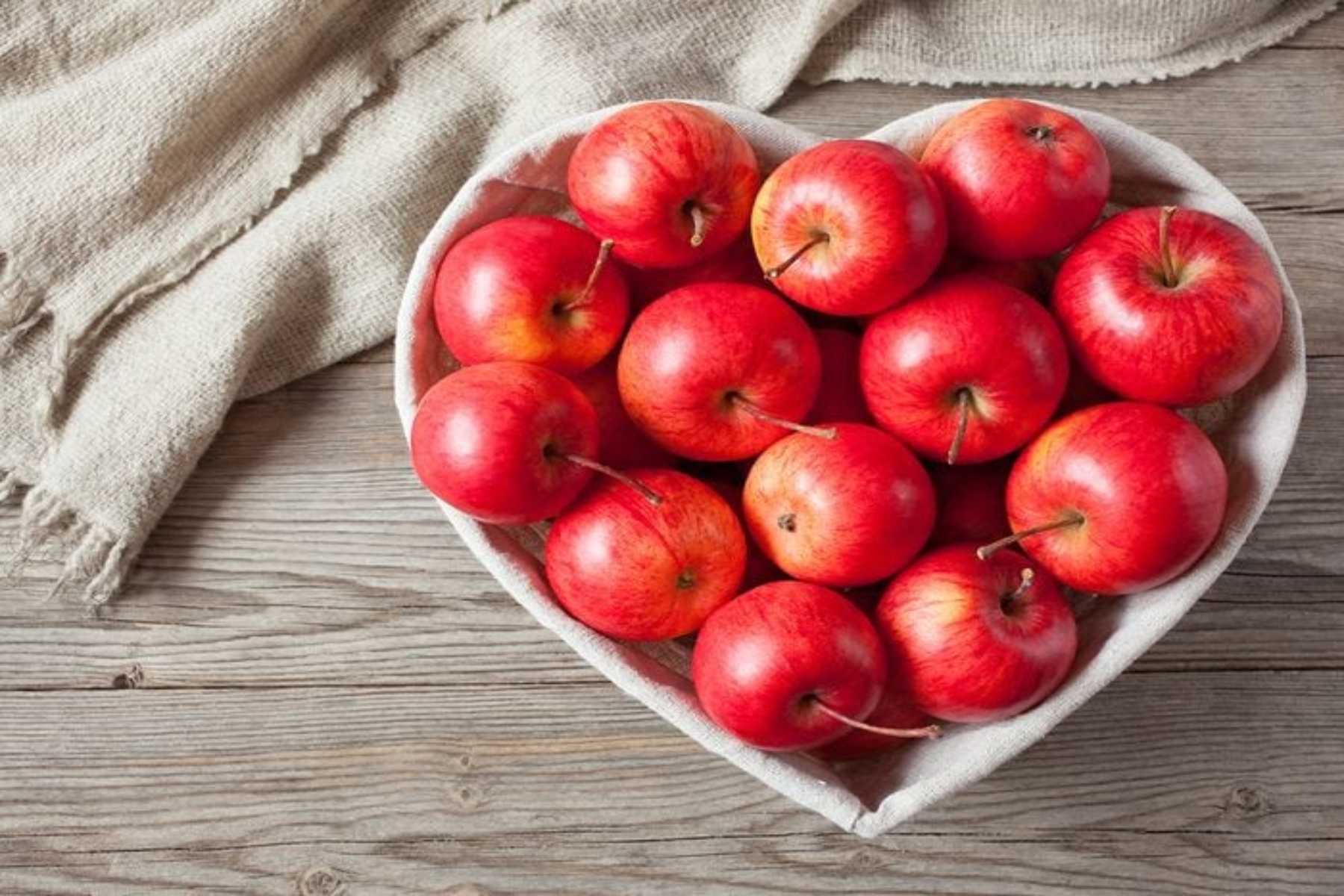 Μήλα: Πολύτιμα φρούτα με πολλά οφέλη για την υγεία μας