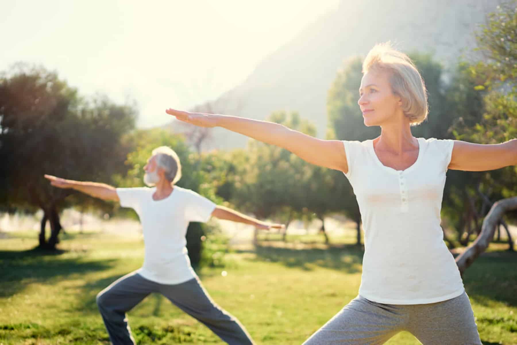 Yoga: Πώς η yoga μπορεί να βελτιώσει την ψυχική υγεία;