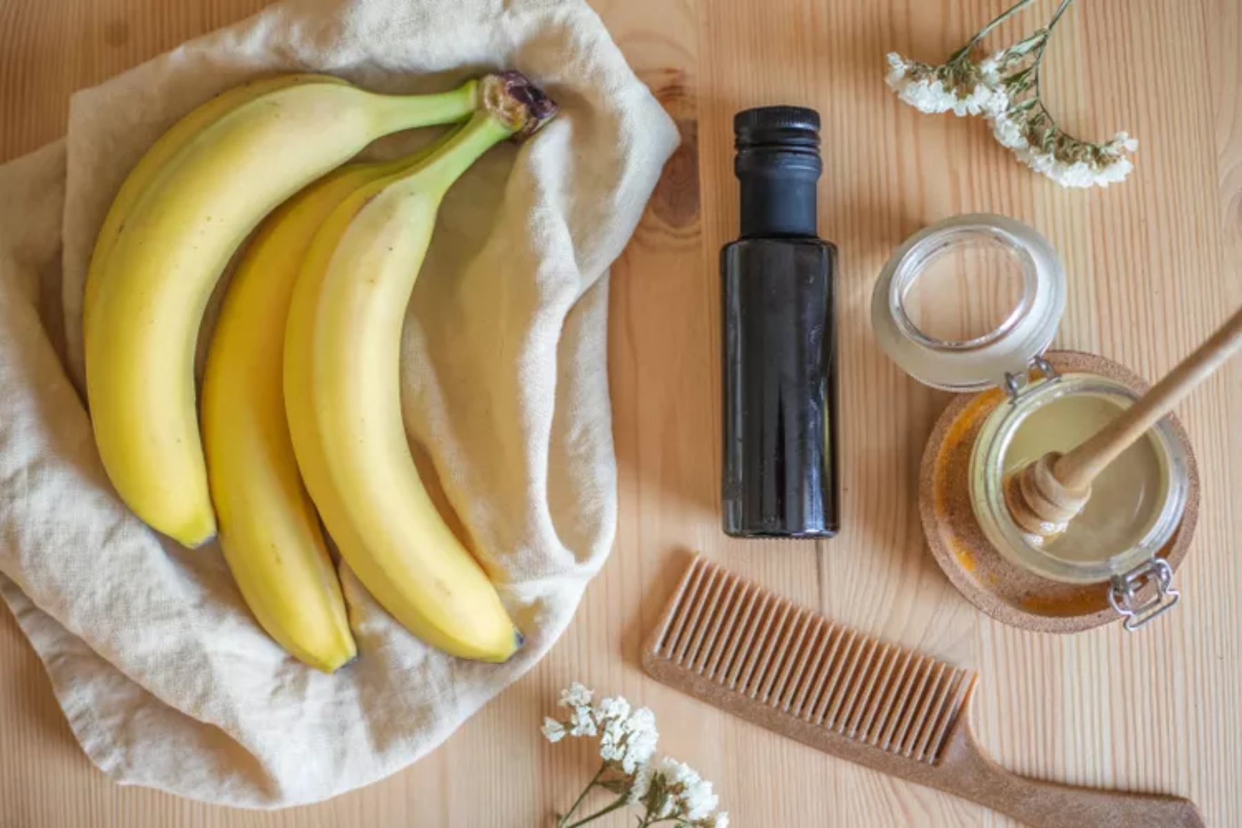 Μπανάνα: Η μπανάνα δεν είναι μόνο καλή για την υγεία αλλά και για τα μαλλιά