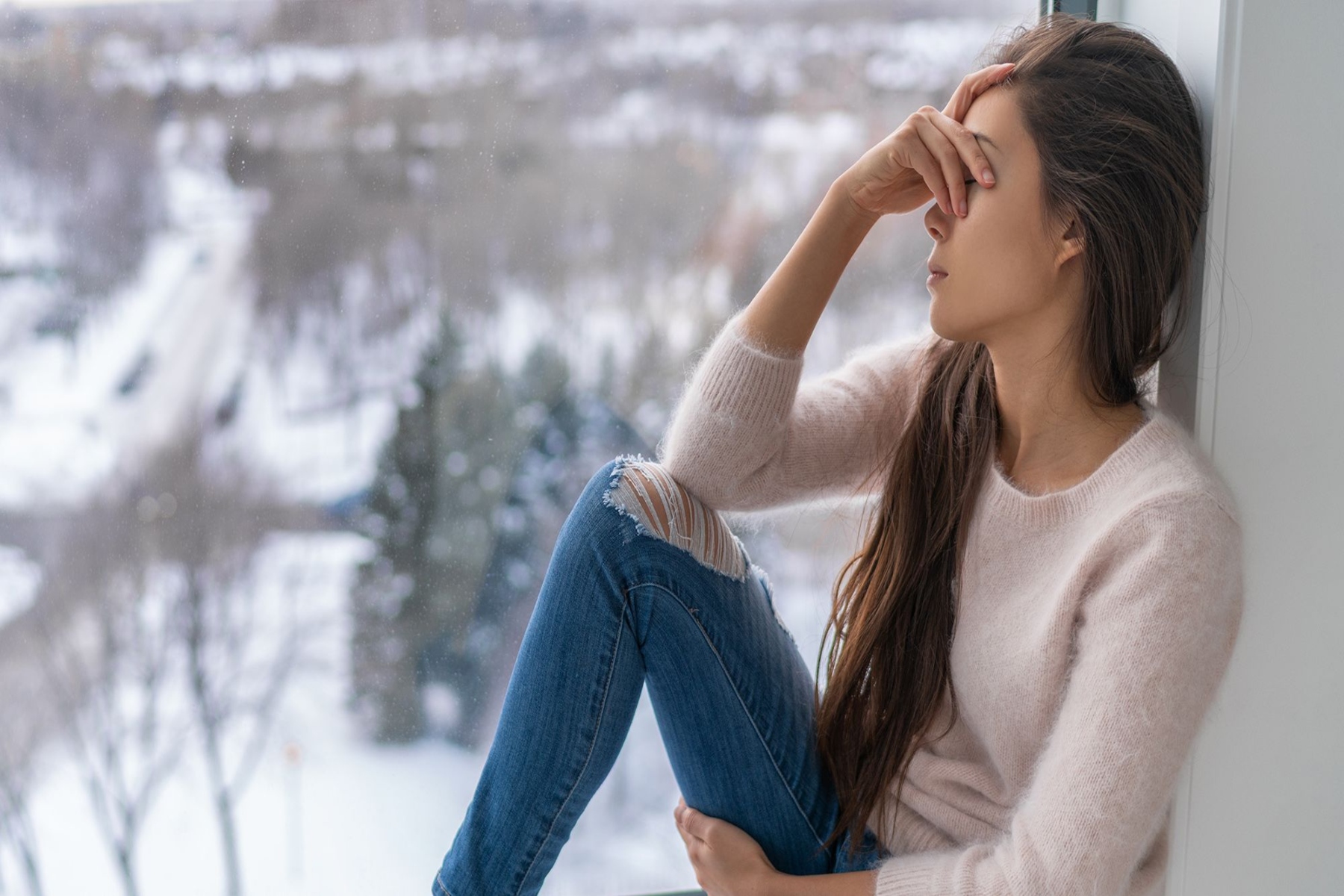 Εποχιακή Συναισθηματική Διαταραχή: Τι είναι η χειμερινή κατάθλιψη και πώς να την καταπολεμήσετε;