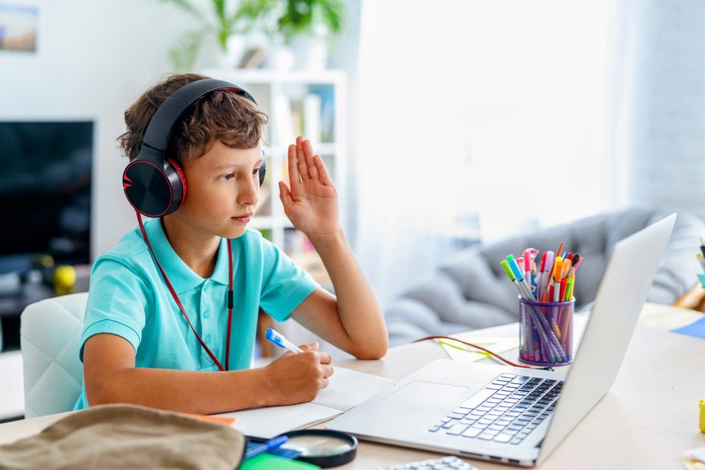 Πώς η τεχνολογία βελτιώνει τις μαθησιακές δυσκολίες των παιδιών;