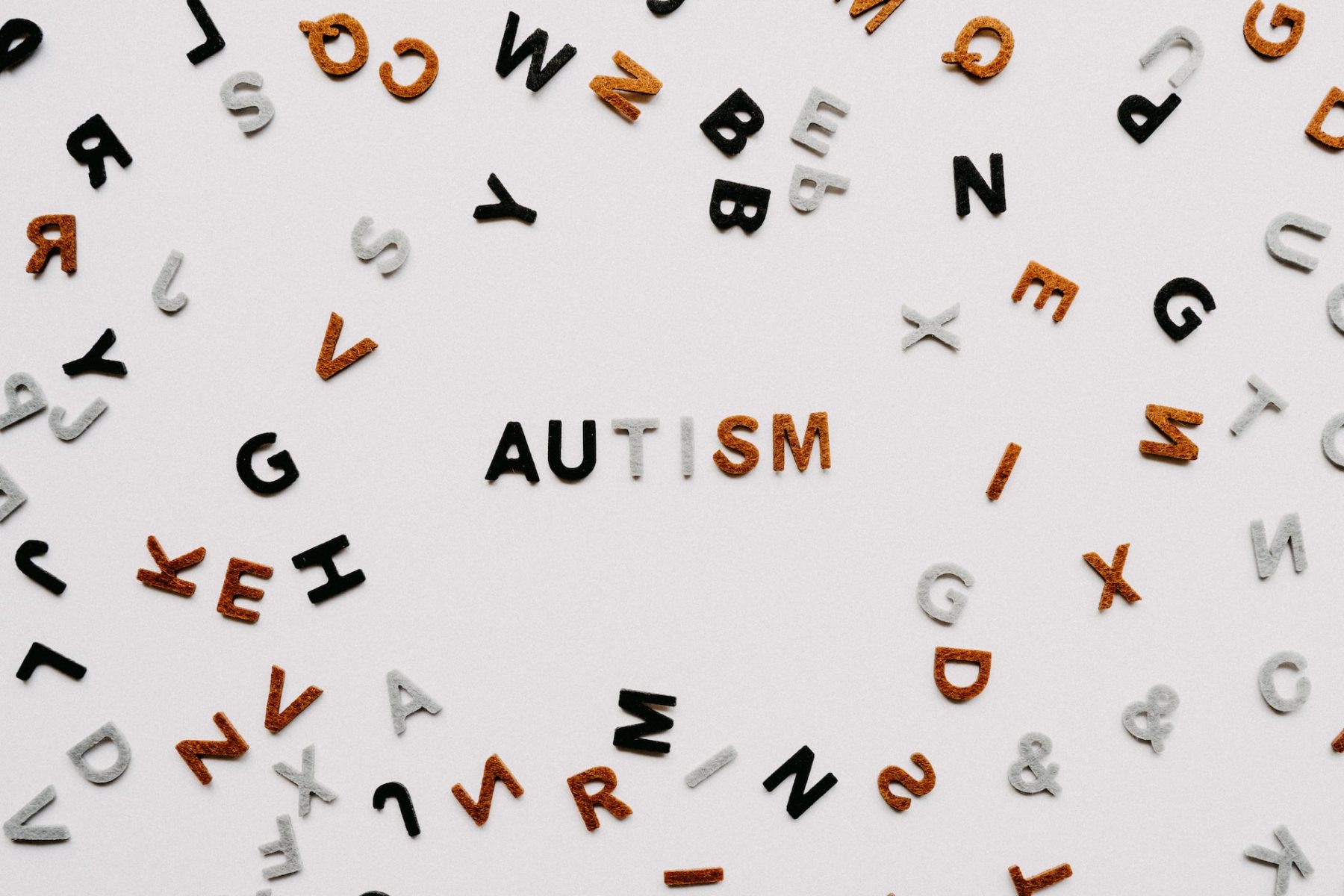 Αυτισμός: Tα άτομα με αυτισμό έχουν την ίδια αίσθηση πόνου με τους υπόλοιπους;