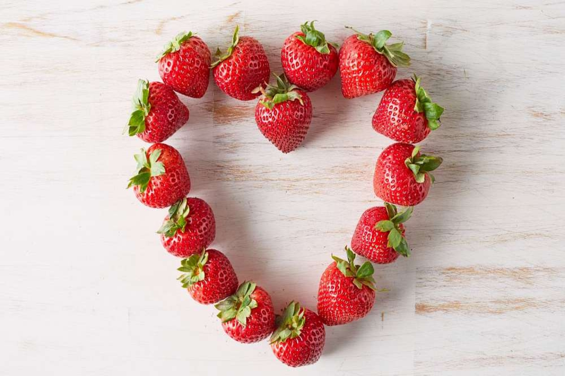 Φράουλες: Συνδέονται με οφέλη για την υγεία της καρδιάς