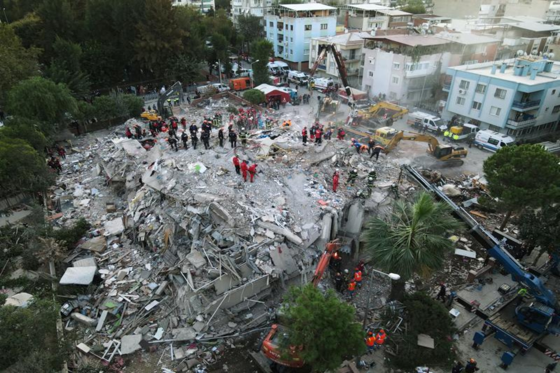 Σεισμός Τουρκία: 4.800 αριθμός των θυμάτων και αυξάνει δραματικά