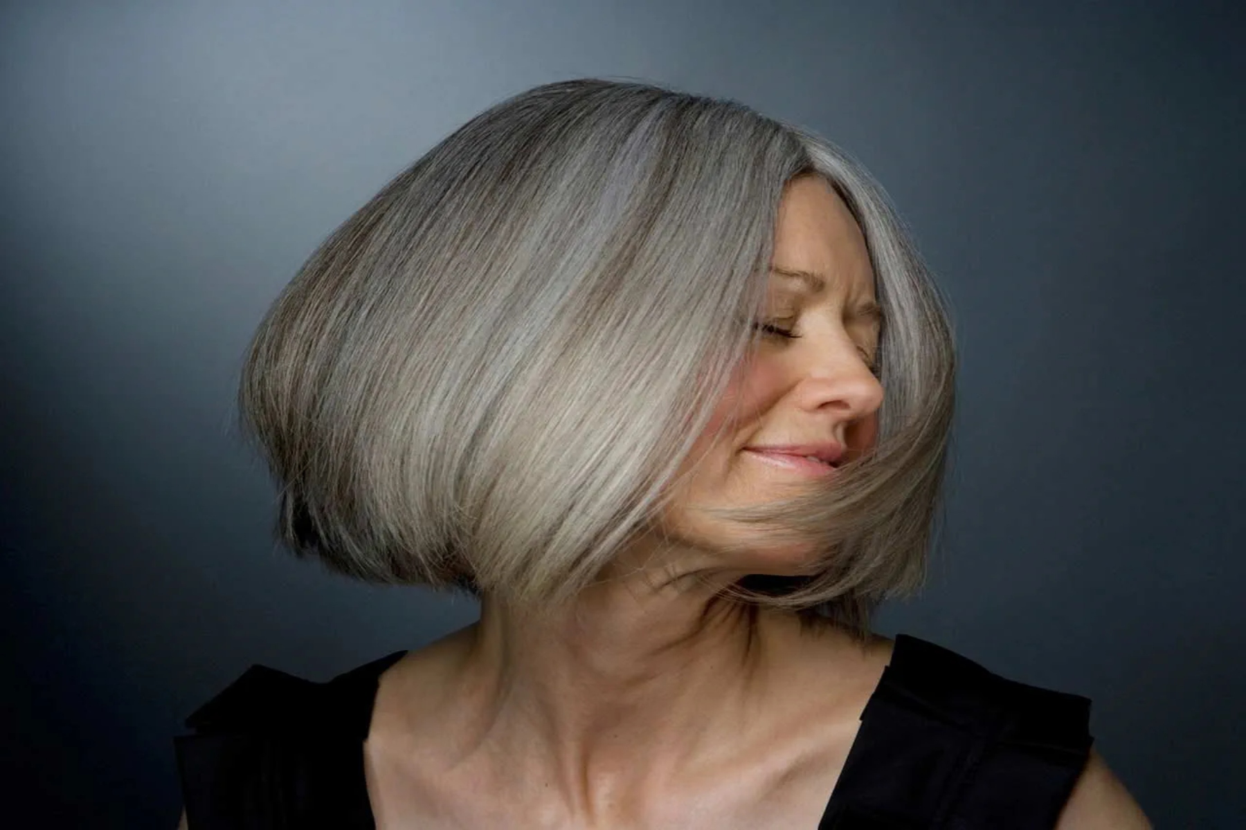 Μαλλιά: Πώς να φροντίσετε τα μαλλιά που γερνούν