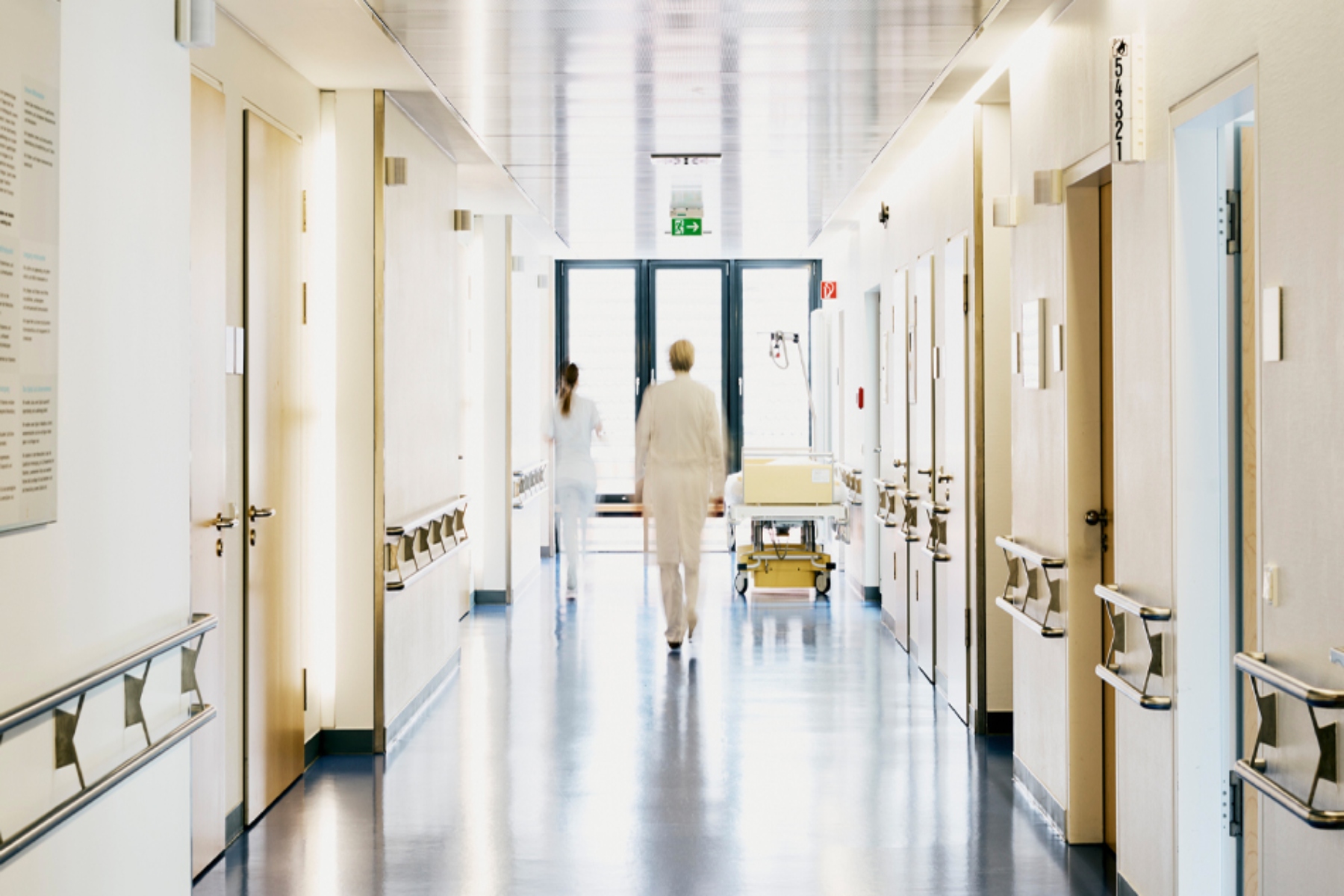 Βραχιολάκι ασθενών: Τι περιλαμβάνει η εγκύκλιος του Υπουργείου Υγείας;