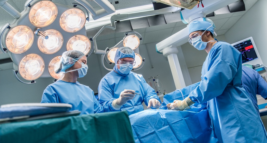 Ήπαρ Όγκοι Χειρουργείο: Τα πιο πολυσύχναστα νοσοκομεία μπορεί να είναι ασφαλέστερα μέρη για χειρουργική επέμβαση