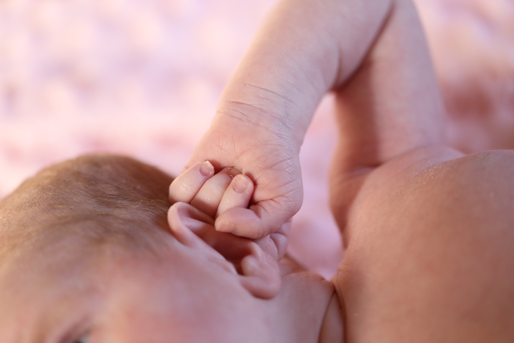 NHS: Θα χρησιμοποιήσει τεστ που εμποδίζει την κώφωση των μωρών