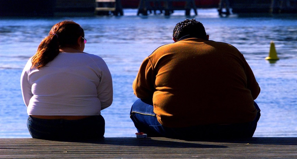 Covid-19: Οι ενήλικες άνω των 50 ετών με παχυσαρκία βιώνουν μεγαλύτερο άγχος κατά τη διάρκεια του πρώτου έτους της λοίμωξης
