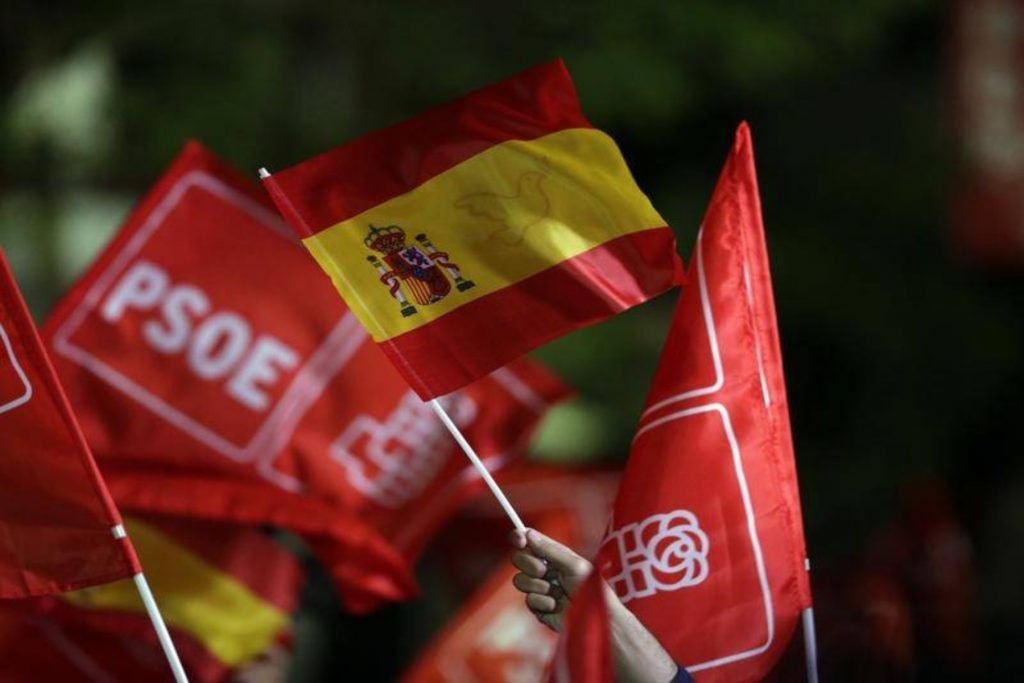 Η Ισπανία εγκρίνει άδεια εμμηνόρροιας, αμβλώσεις εφήβων και τρανς νόμους
