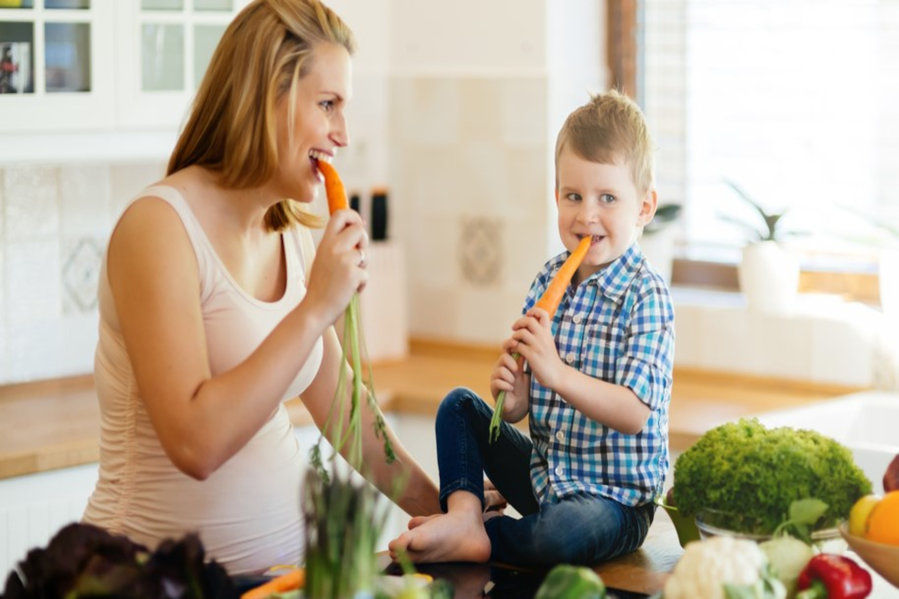 Διατροφή: Μάθετε τα παιδιά σας να τρώνε υγιεινές τροφές